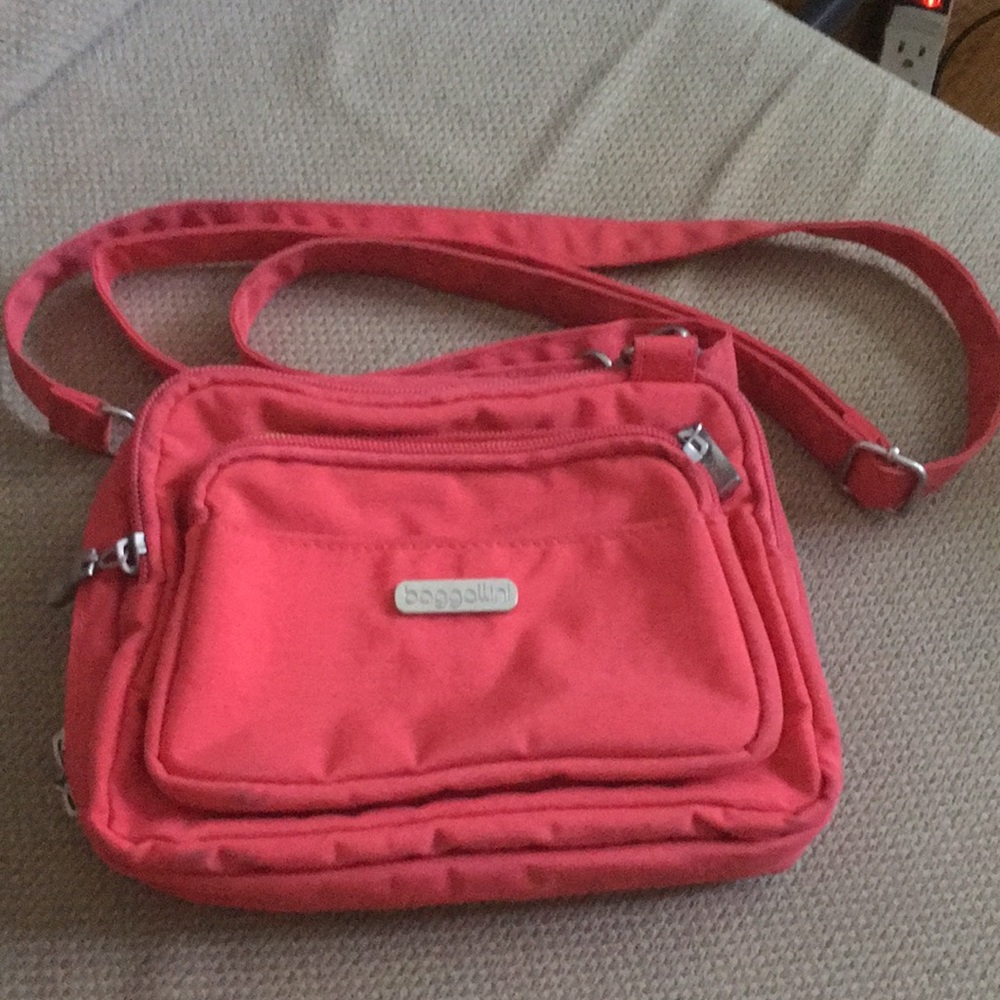 Fanny pack/cross body/shoulder bag